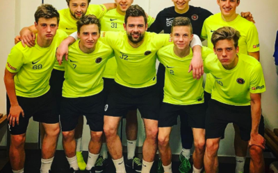 „Jun.“ – Předehrávka posledního kola vyzněla jasně pro naše JUNIORY !!! Mladíci sfoukli Makro 11 brankami a slaví konečné 3. místo !!!