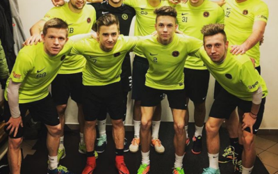 „Junioři“ – Mladíci si pohráli s oslabeným MAKREM ! Střelecky se nejvíce dařilo úderné dvojici BULÍŘ-KAISER !!!
