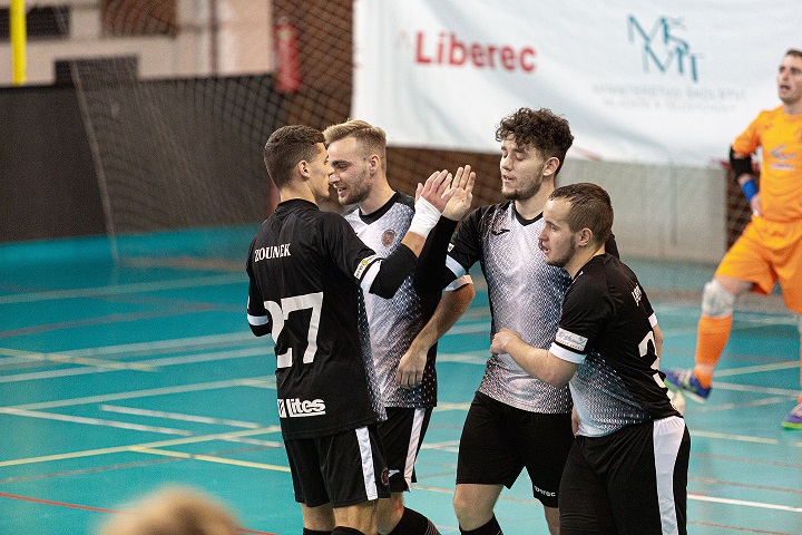„POHÁR SFČR“ – Liberec vyřadil druholigový Turnov a zahraje si krajské finále ! Hattrick zaznamenal MAREK ŠÍMA !!!