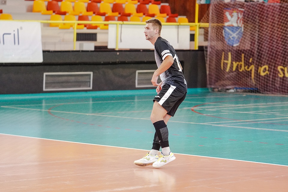 “B” tým – Rezerva přišla o neporazitelnost v Kadani ! Přestřelku zvládl lépe domácí celek !!!