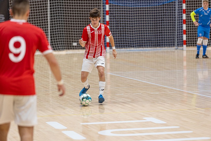 „U17“ – Stejný počet bodů urvala také sedmnáctka za výhru s Kadaní a plichtu s Chomutovem !!!